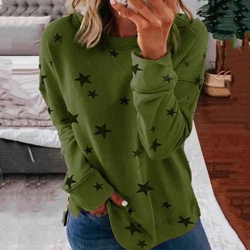 Ladies oversized star print sweatshirt with round neck, extended back and side slits Hudson & Parker