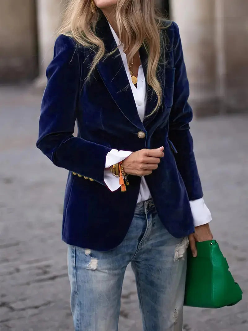 JULIA | ELEGANT VELVET BLAZER