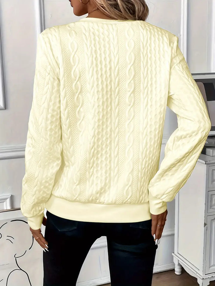 Gracie - Cozy Fashionable Sweater