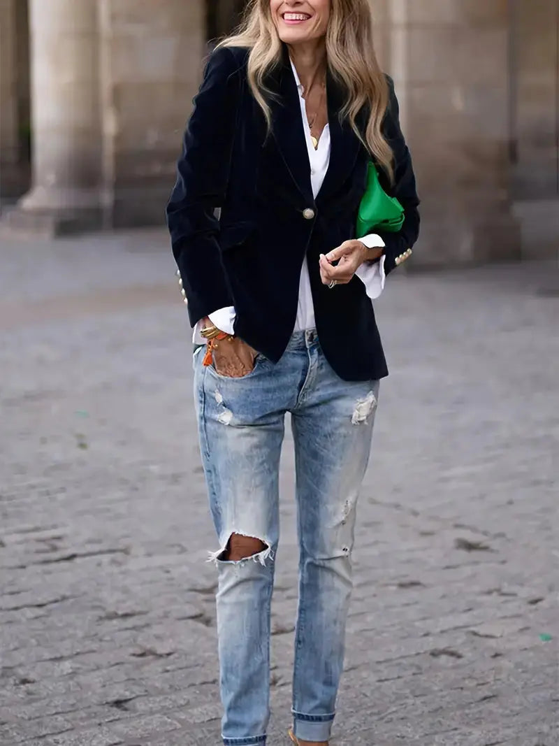 JULIA | ELEGANT VELVET BLAZER