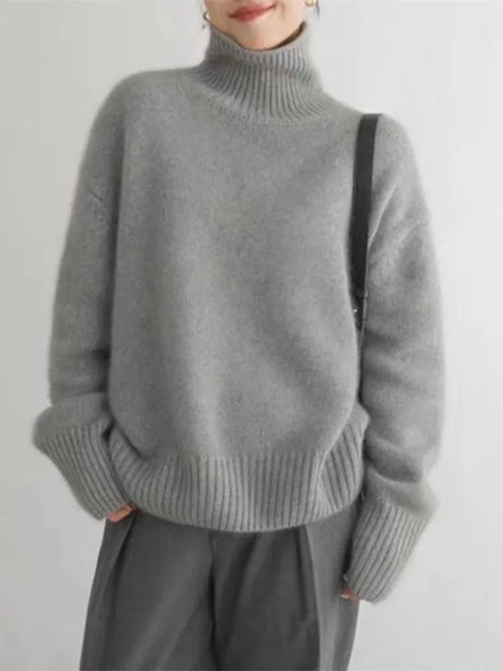 Alecia | Women's Luxurious Roll Neck Jumper | Timeless Elegance