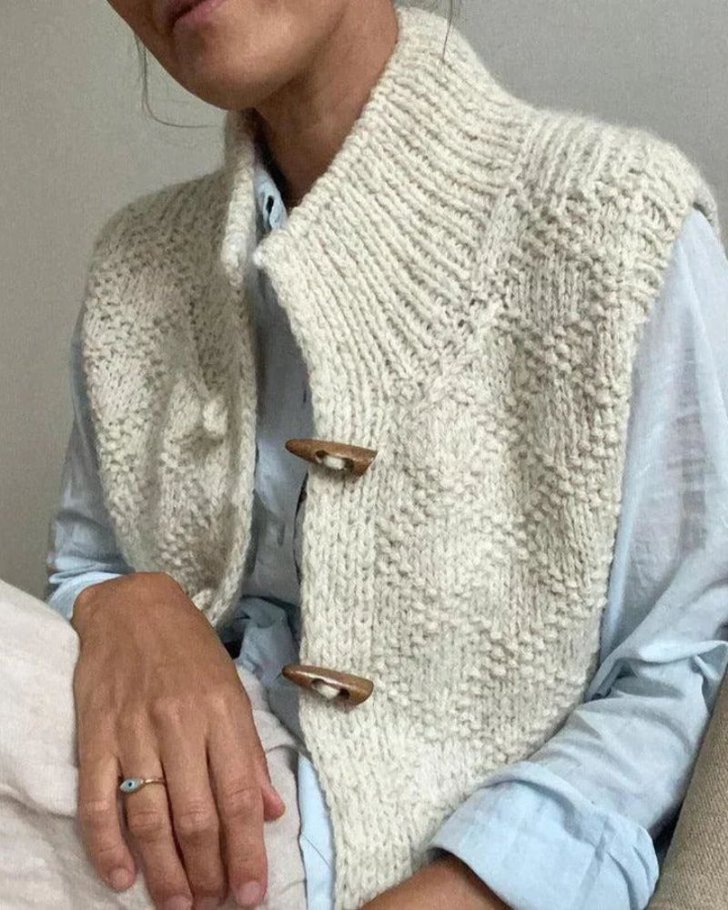 Camila - Sophisticated Sleeveless Knit Vest