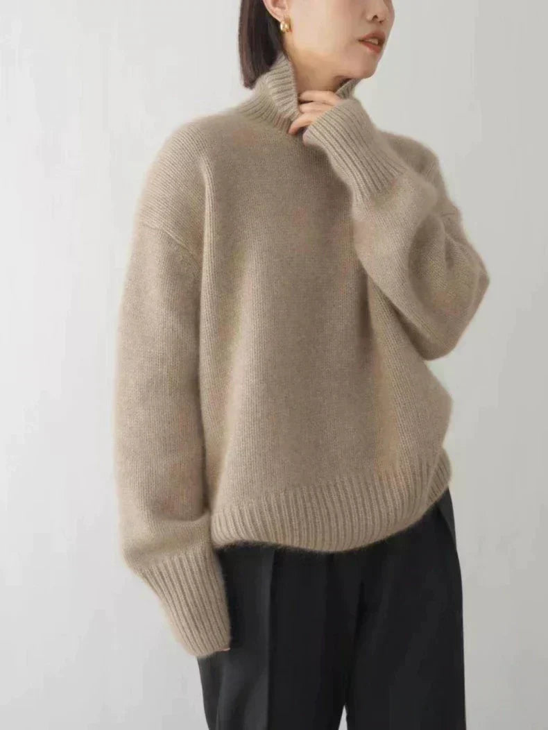 Alecia | Women's Luxurious Roll Neck Jumper | Timeless Elegance