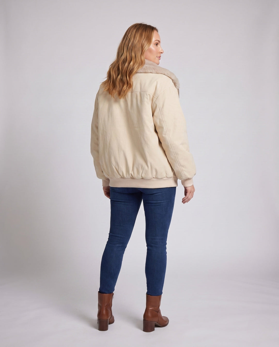 Women's oversized hoodie jacket with faux fur ears and fleece lining, all-round zipper