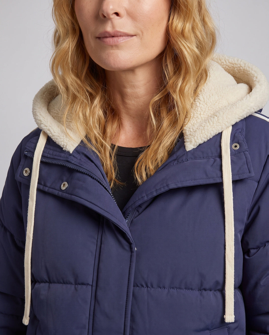 Women's trendy quilted hoodie with high-quality teddy inner construction and sporty striped sleeves