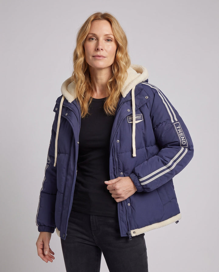 Women's trendy quilted hoodie with high-quality teddy inner construction and sporty striped sleeves
