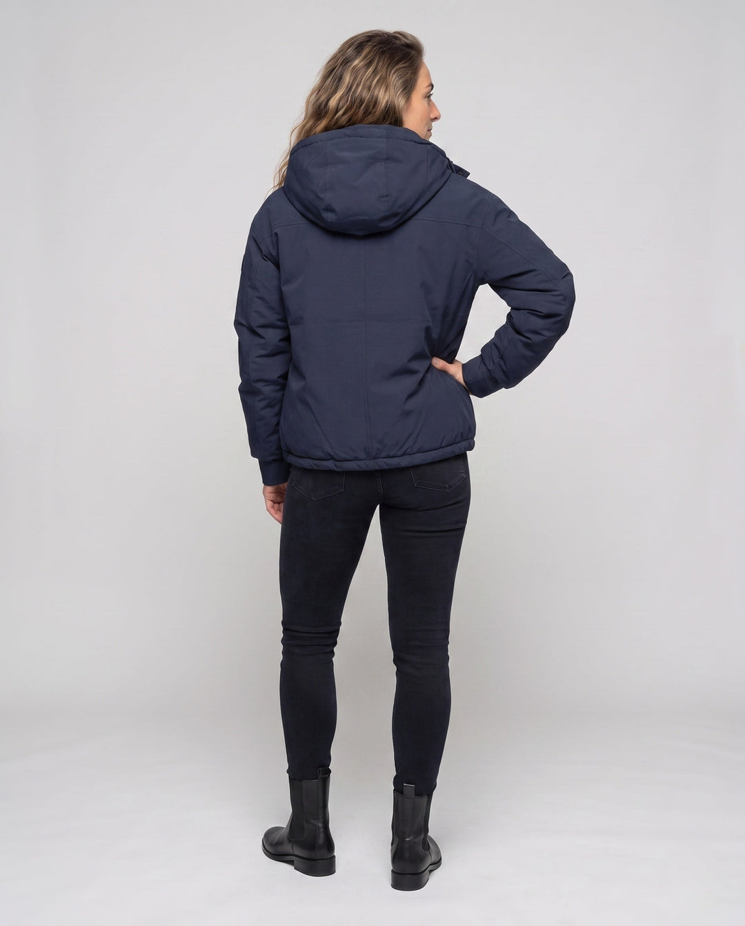 Women's nan windproof hoodie parka in a short cut with thermal padding and concealed front placket