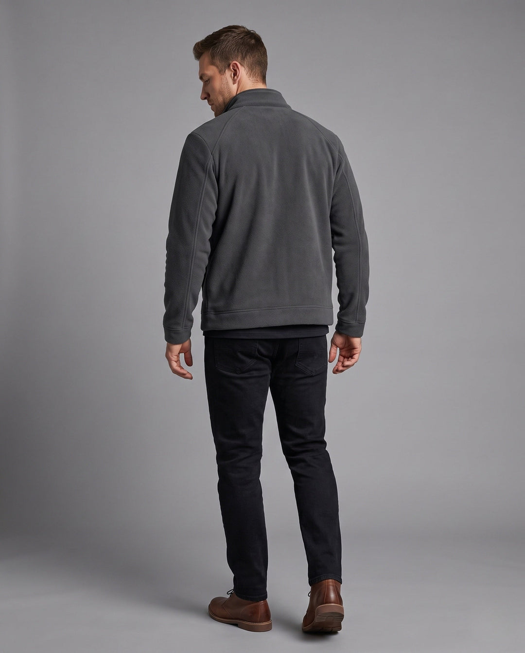Men's fleece trekking jacket with stand-up collar, raglan sleeves, and concealed zipper