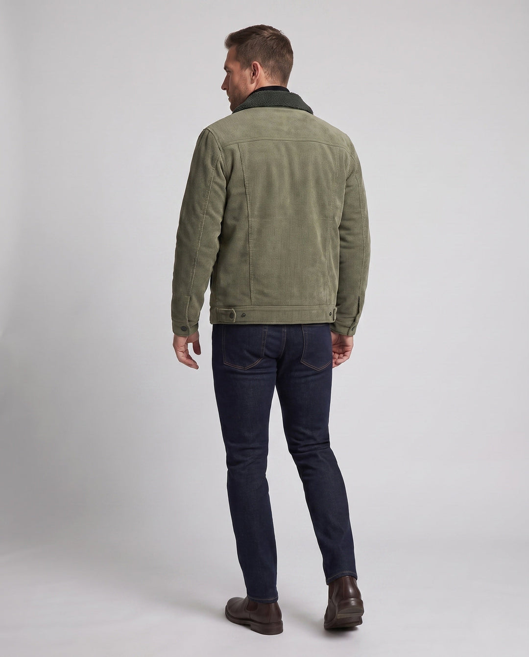 Men's padded cord jacket with Sherpa collar, zipper and patch breast pockets