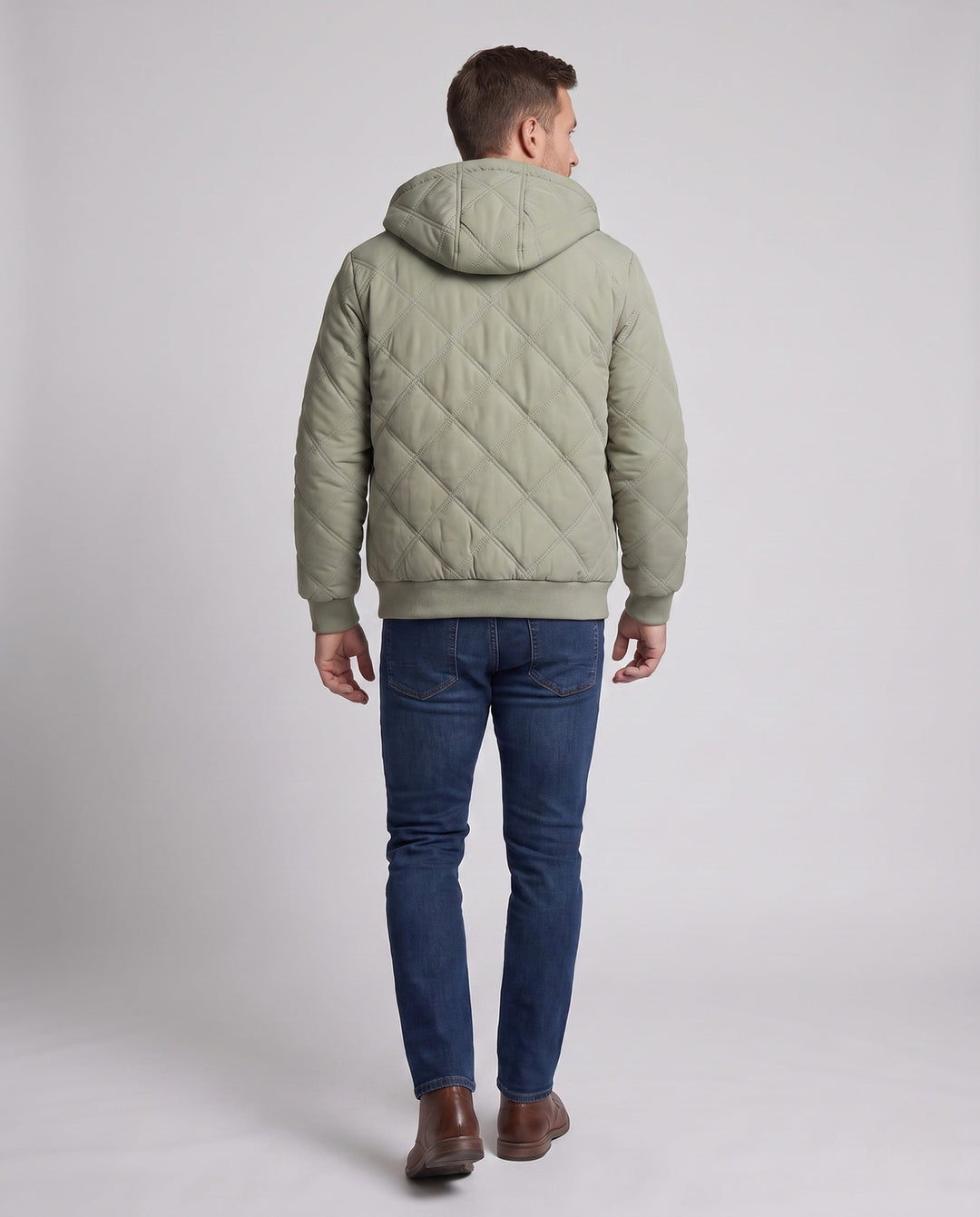 Men's quilted hooded jacket with thick teddy lining, diamond quilting, and windproof outer membrane