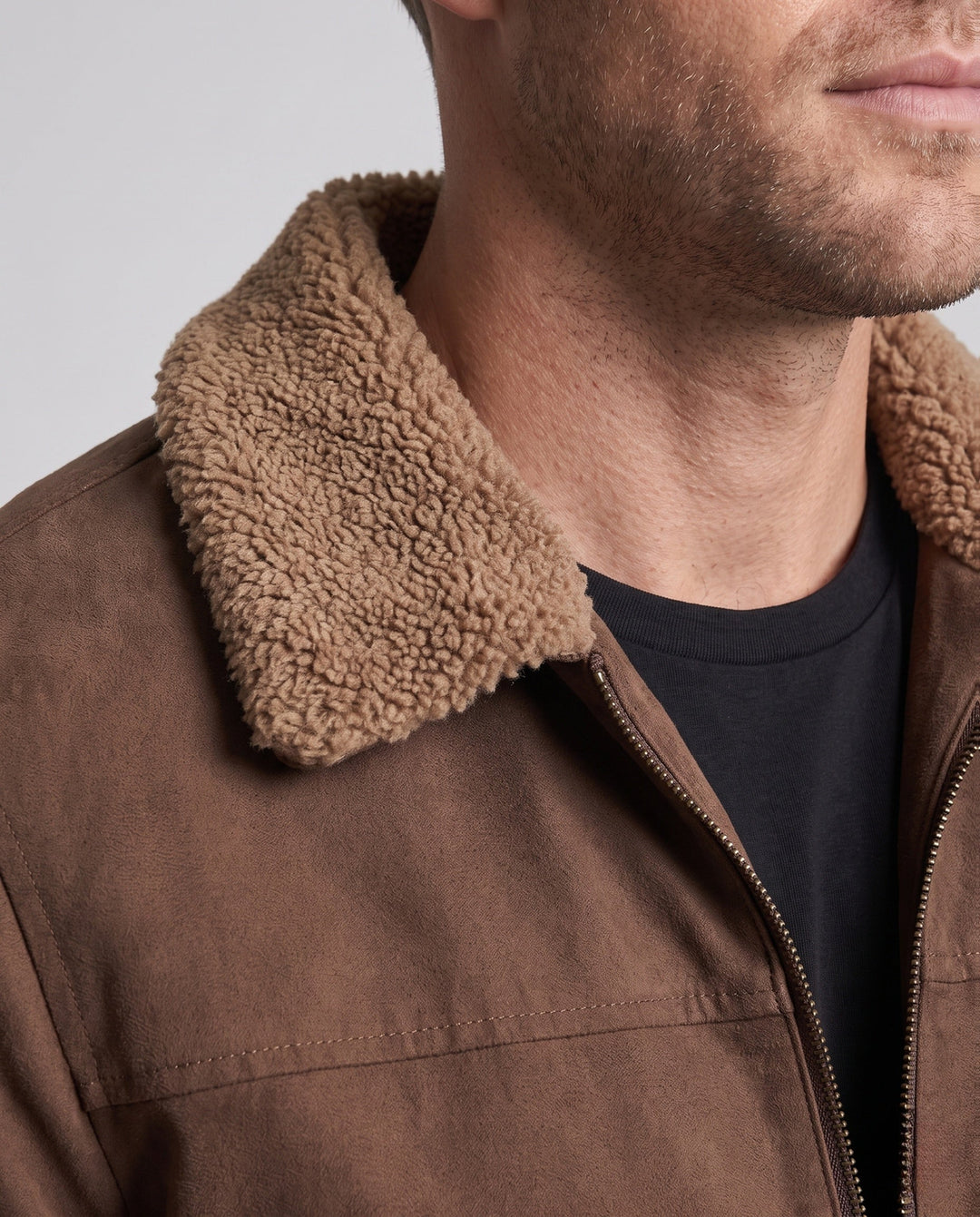 Men's casual jacket with faux fur collar, fleece inner lining and concealed zipper