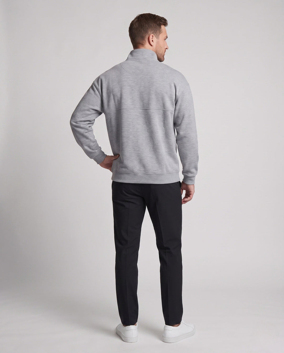 Men's oversized sweatshirt with half zip, stand-up collar, and raglan sleeves