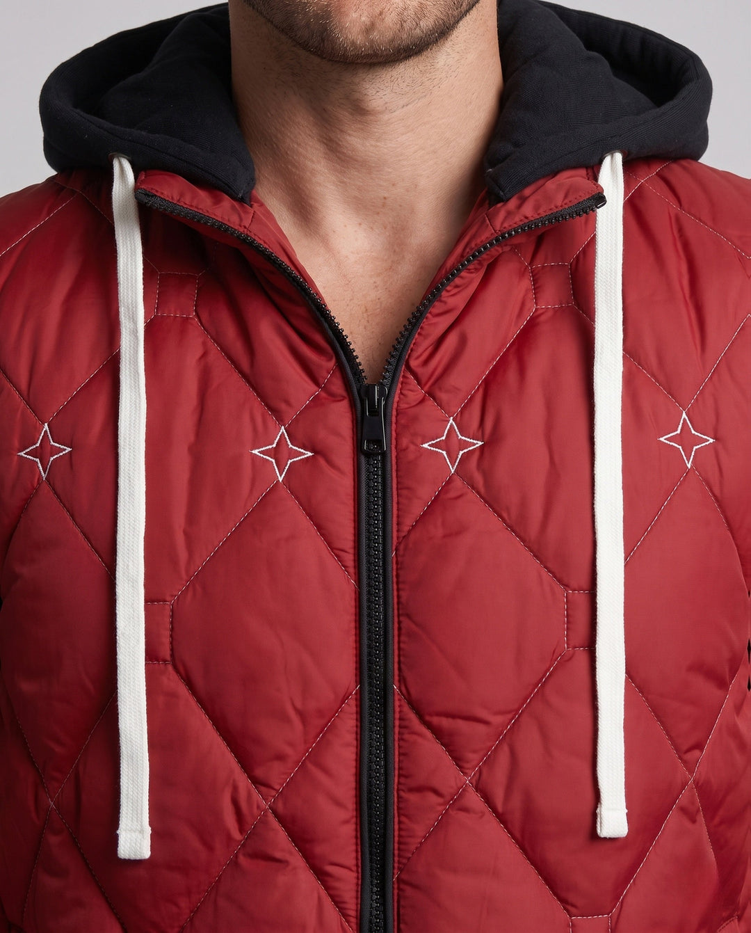 Men's diamond quilted hooded vest with fleece lining and concealed zipper