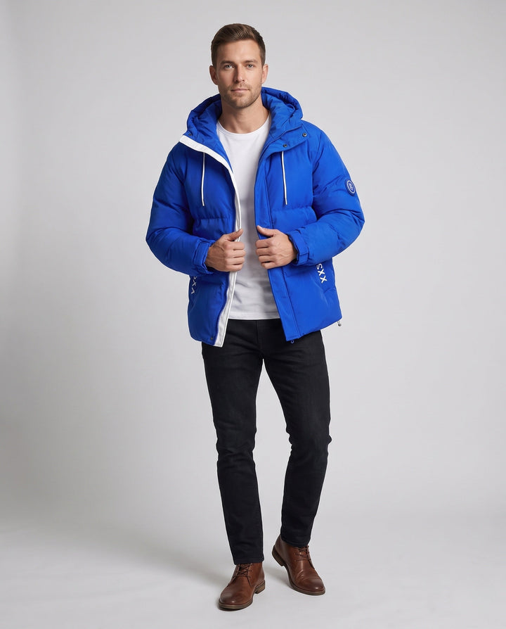 Men's urban quilted hoodie with thermal insulation, contrasting trim and adjustable hem