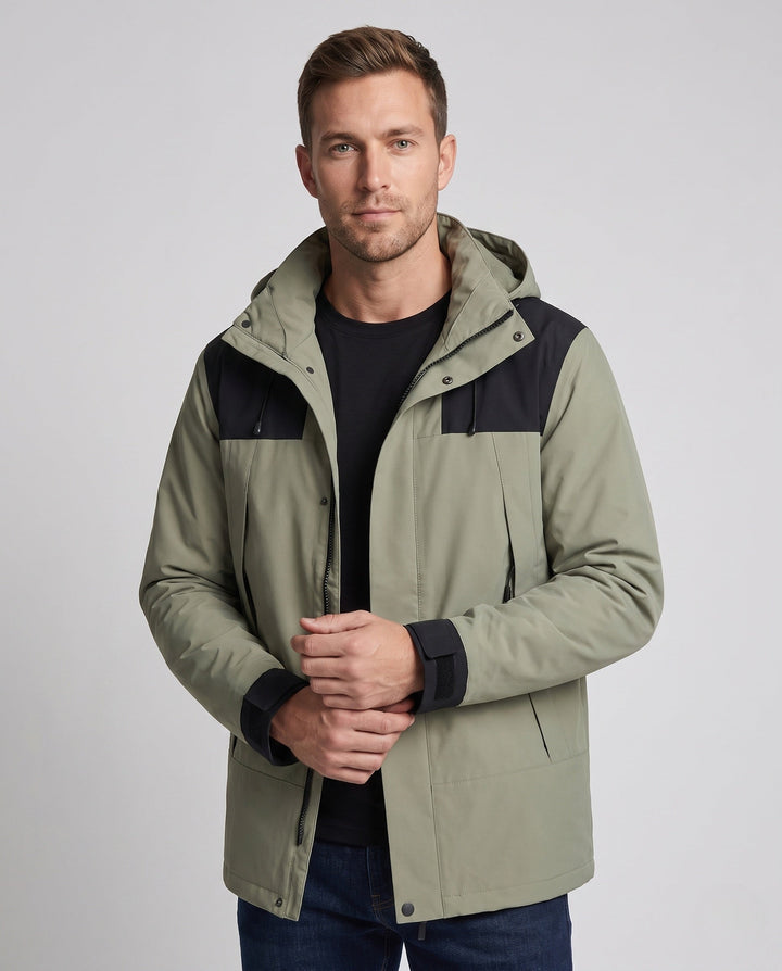 Men's waterproof multi-layer softshell outdoor jacket with removable fleece lining and adjustable hood