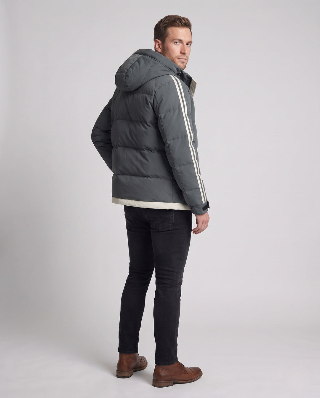 Men's padded hooded winter jacket with sporty side stripes and windproof outer shell