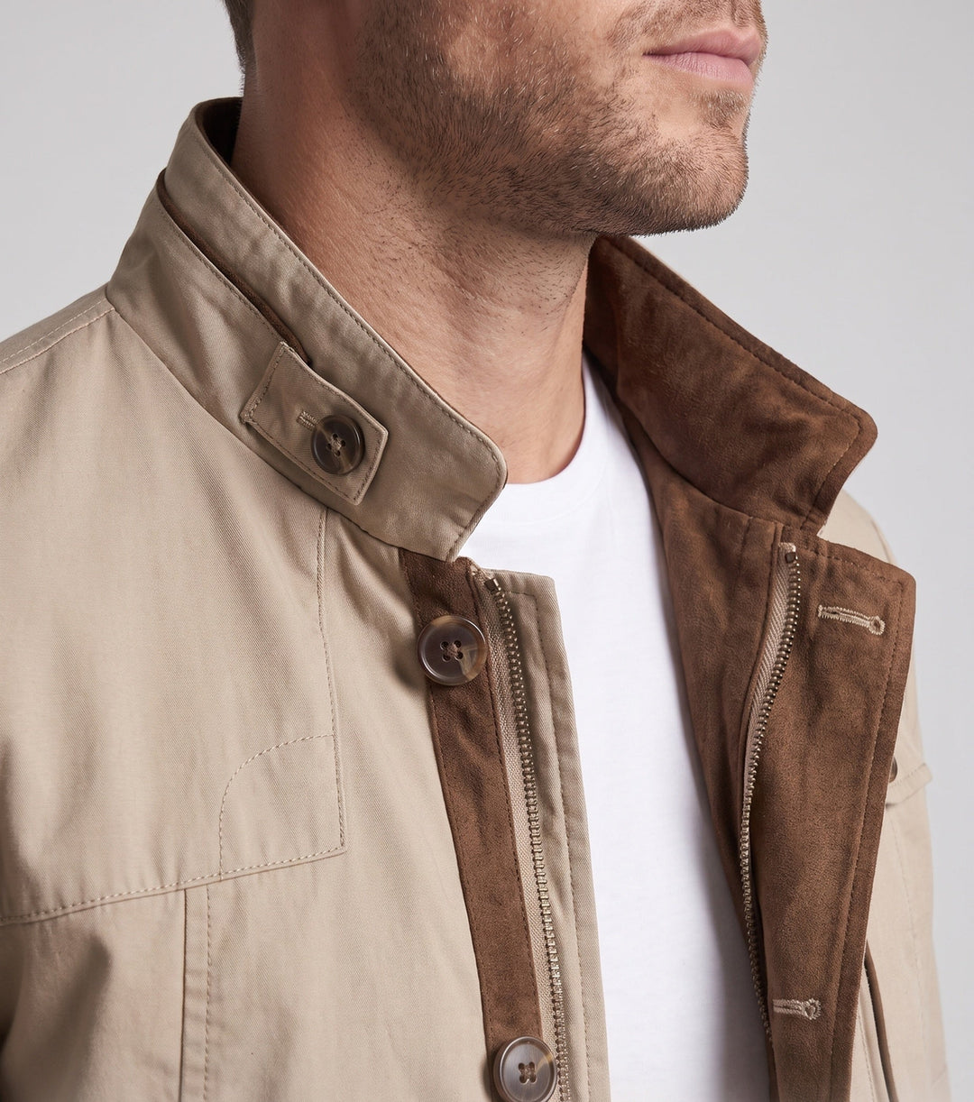 Men's lightweight canvas transitional jacket with stand-up collar and chest zipper