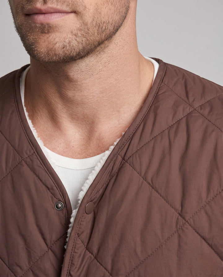 Men's quilted transitional jacket with teddy lining