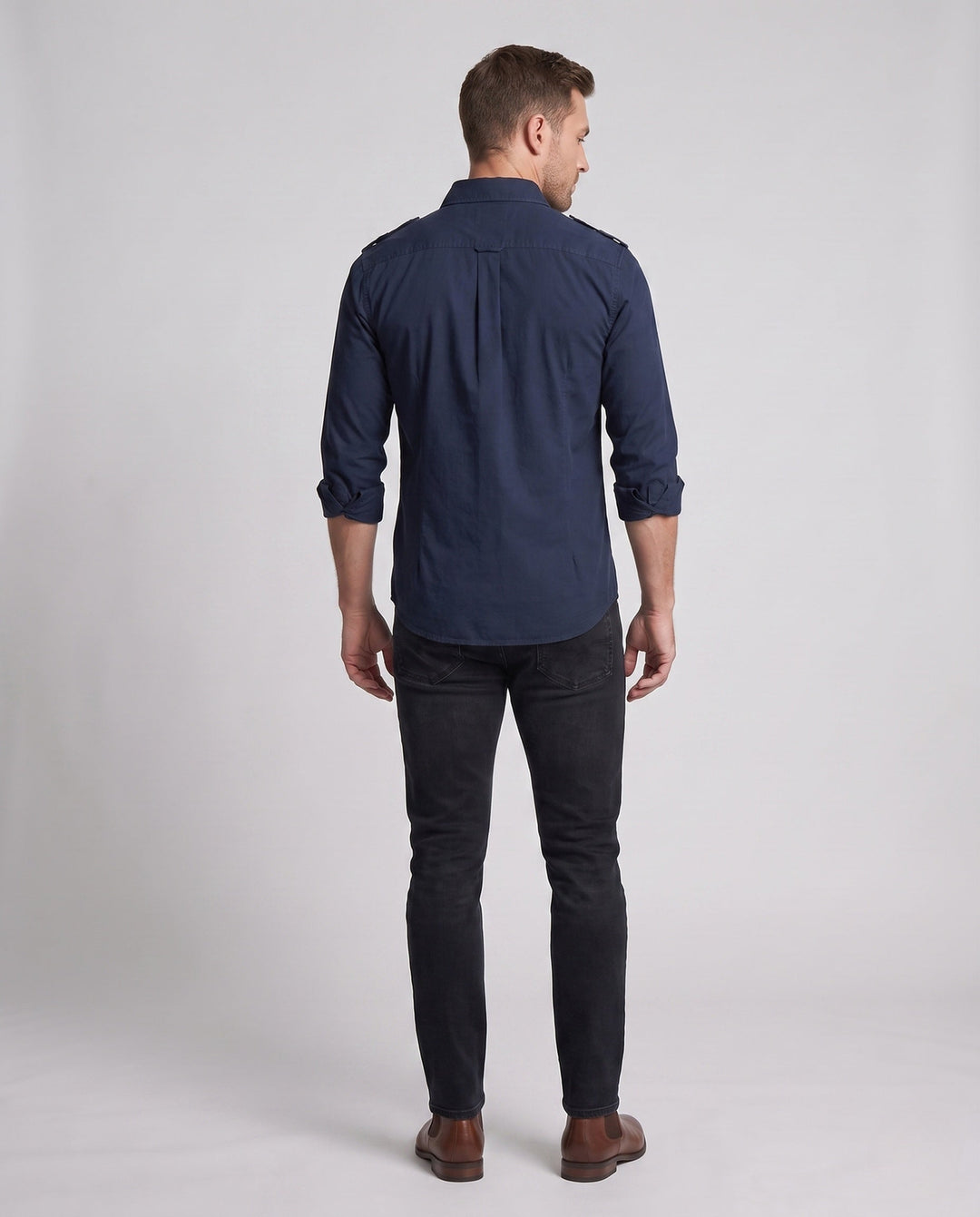 Men's overshirt in field style with shoulder epaulettes and chest patch pockets Hudson & Parker