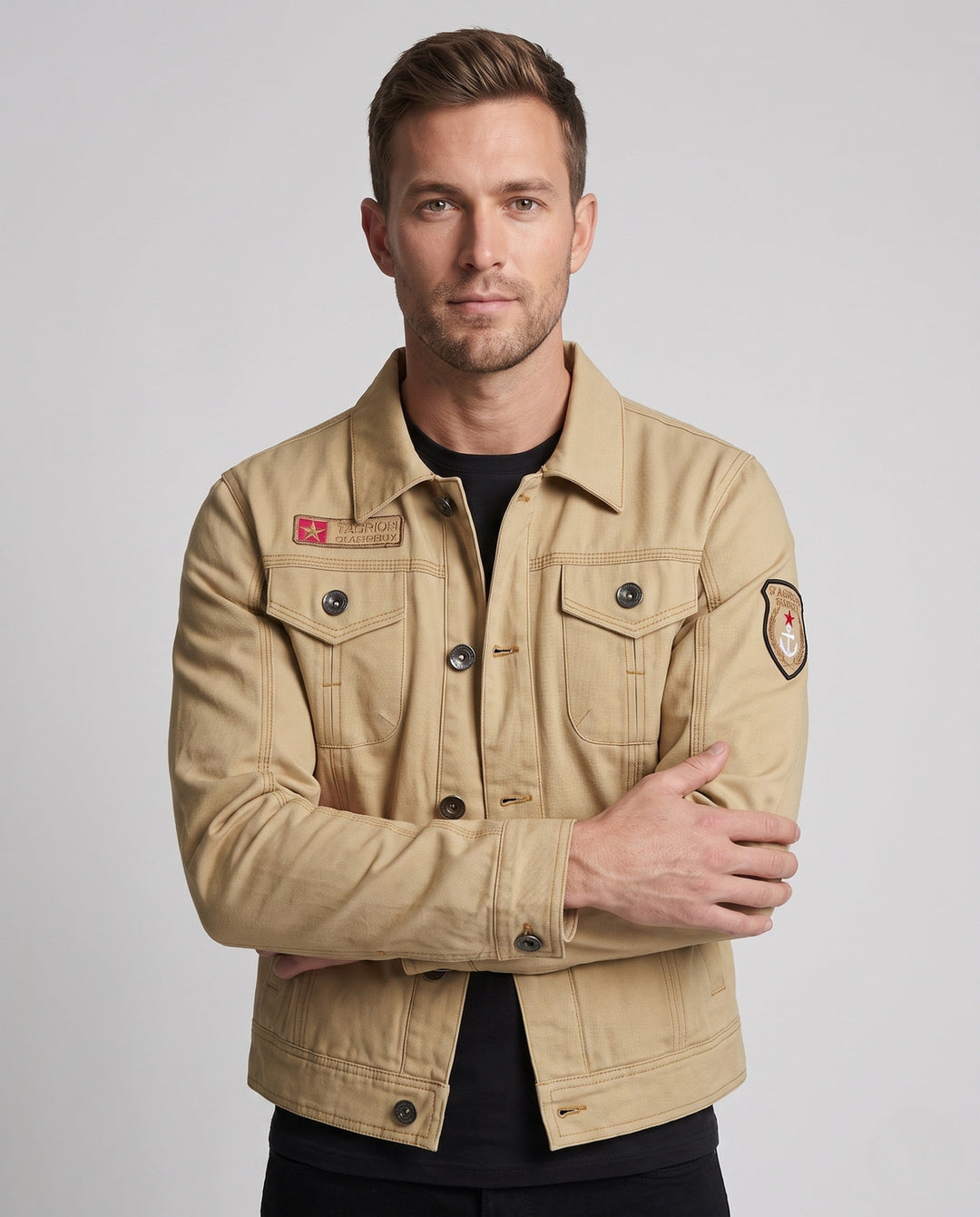 Men's short cut canvas trucker jacket in workwear look with shirt collar, flap pockets and sleeve patch Hudson & Parker