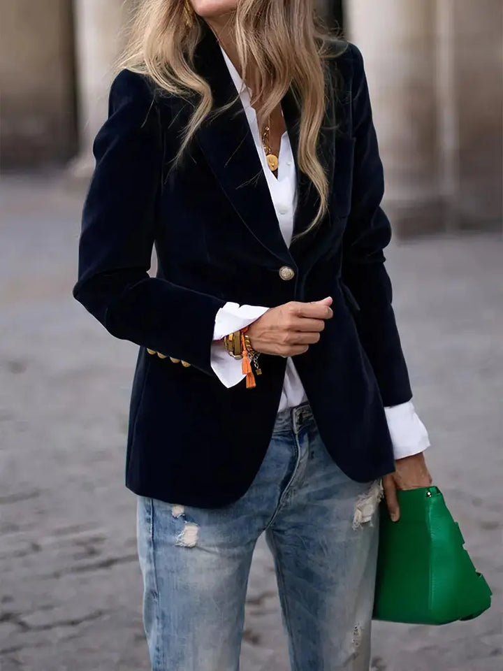 JULIA | ELEGANT VELVET BLAZER