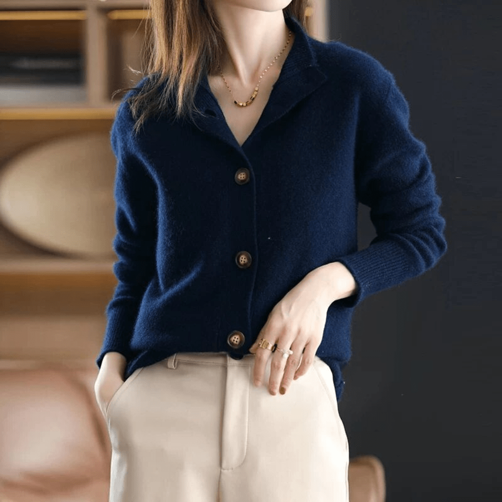 Anny - Luxurious Knit Cardigan