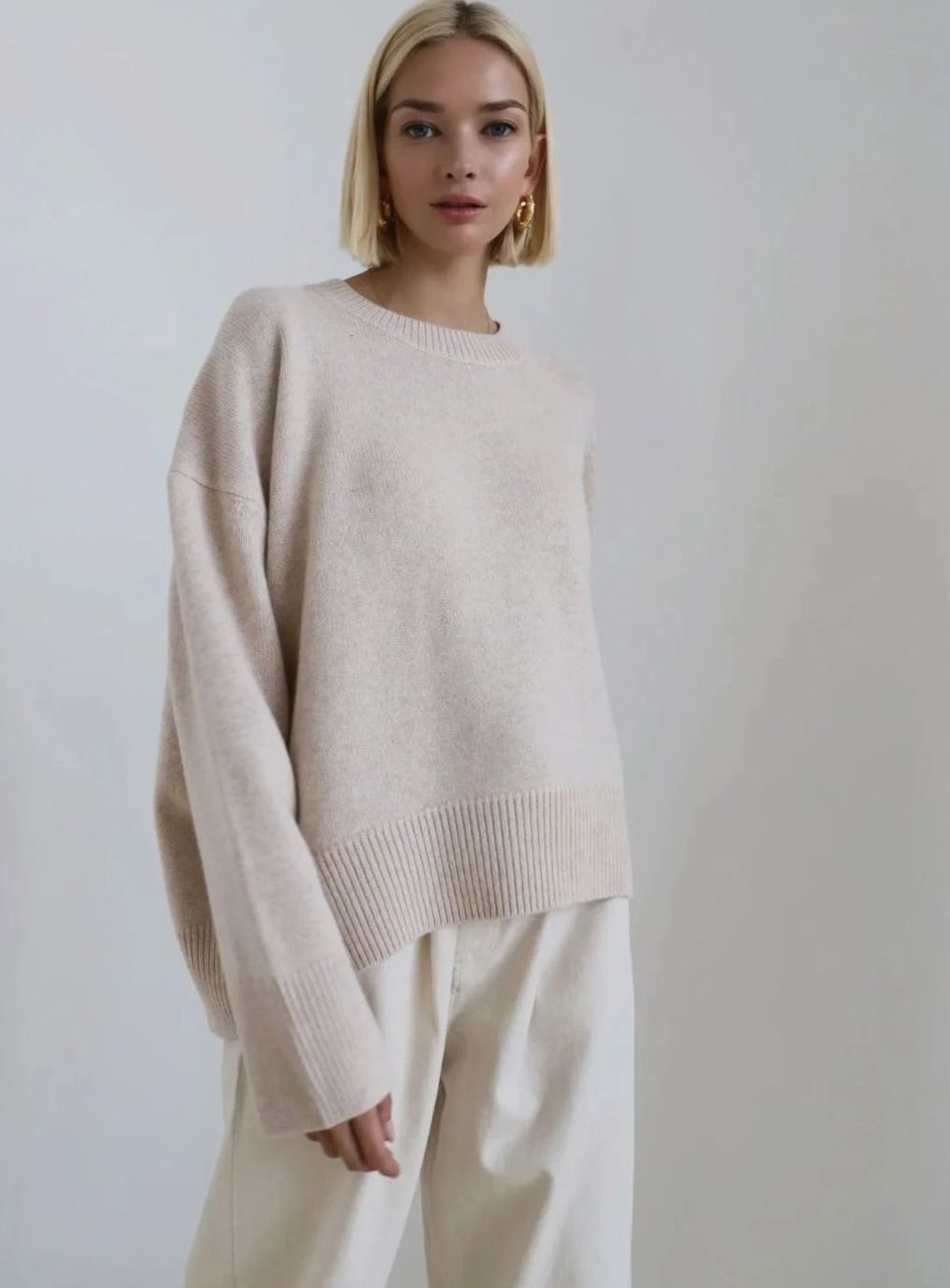 Riley | Women's Oversized Crew-Neck Long-Sleeve Light Knit Sweater