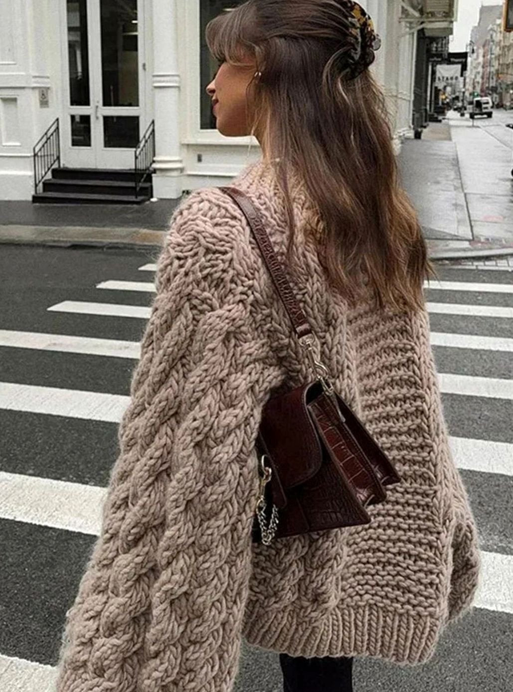 Evelyn | Women's Oversized Loose Cable-Knit Wide-Sleeve Pullover Sweater
