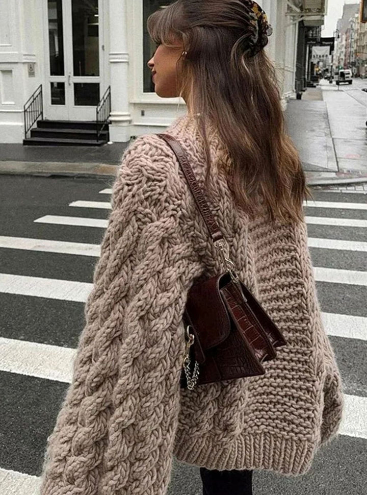 Evelyn | Women's Oversized Loose Cable-Knit Wide-Sleeve Pullover Sweater